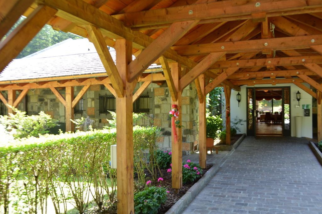 Chalet Al Lago San Vito di Cadore Exterior foto